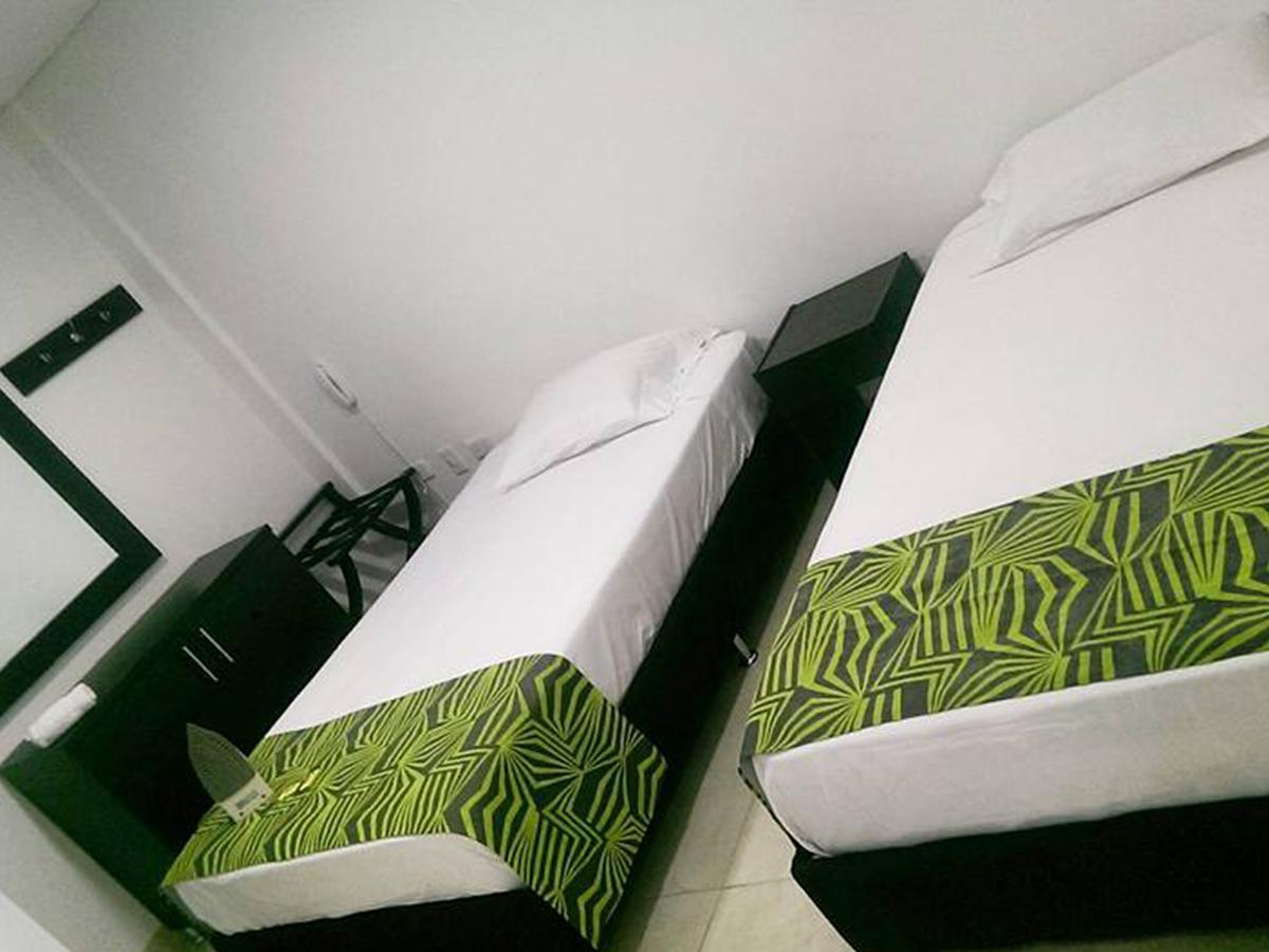 Hotel Septima Avenida Неива Екстериор снимка