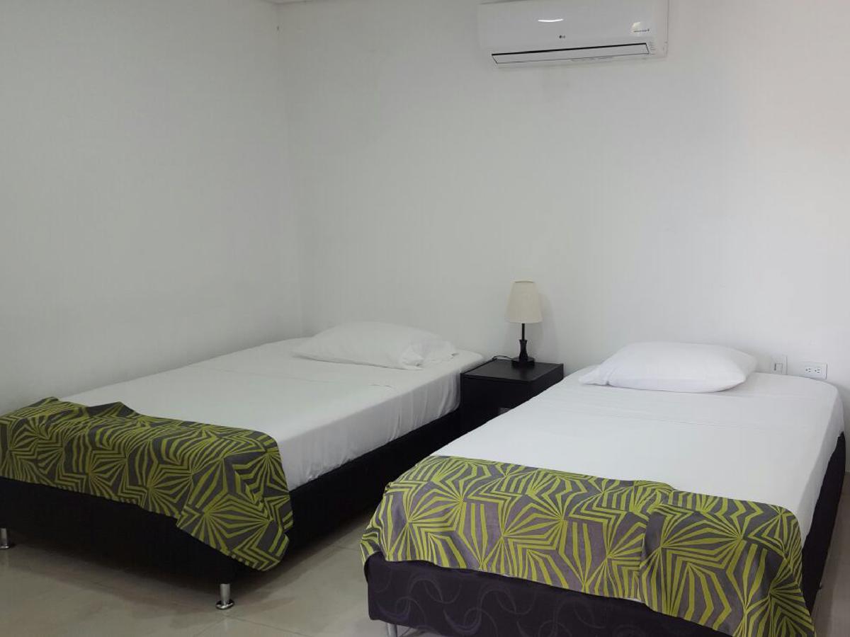 Hotel Septima Avenida Неива Екстериор снимка